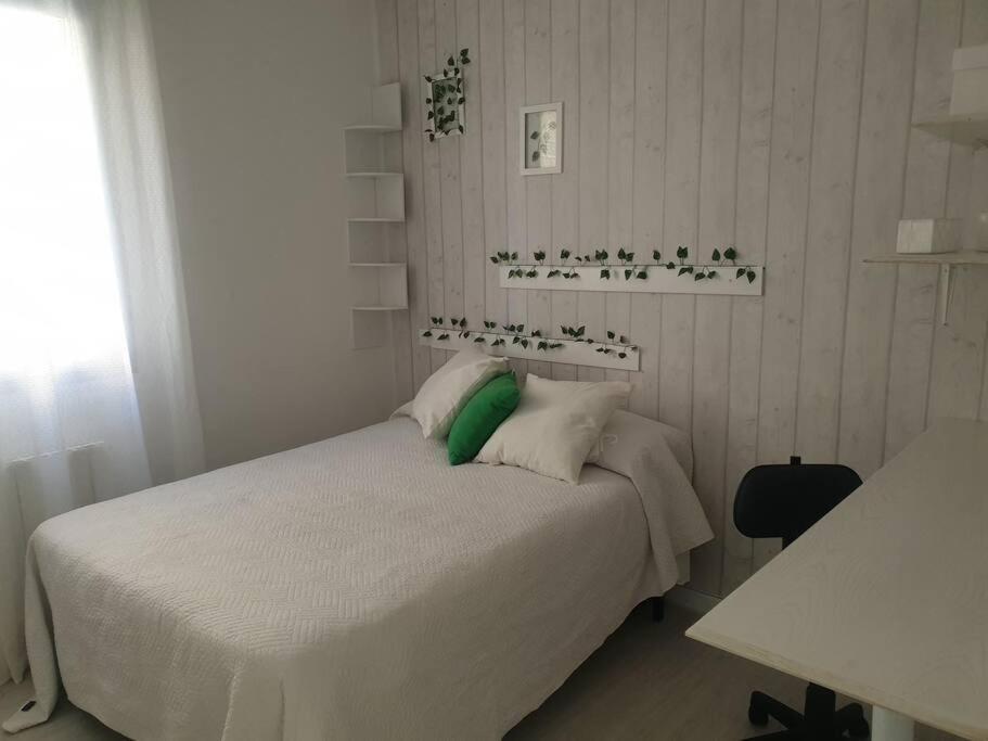 Apartamento Eguzkilore. Logroño Exteriér fotografie